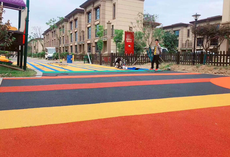 學(xué)校運動場案例