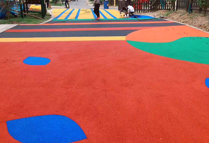 學(xué)校運動場案例